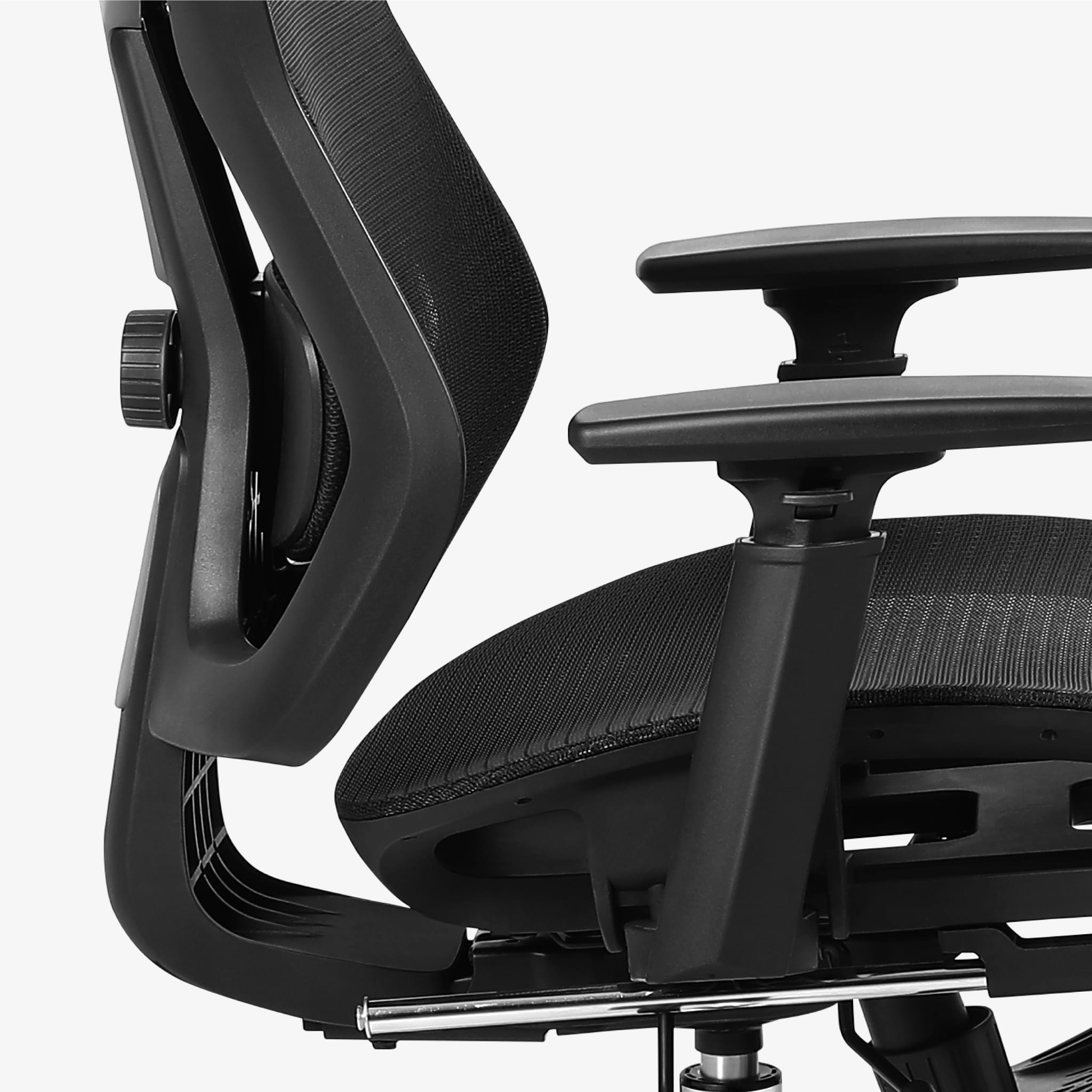 Mark Adler Expert 5.7 Schwarz Bürostuhl