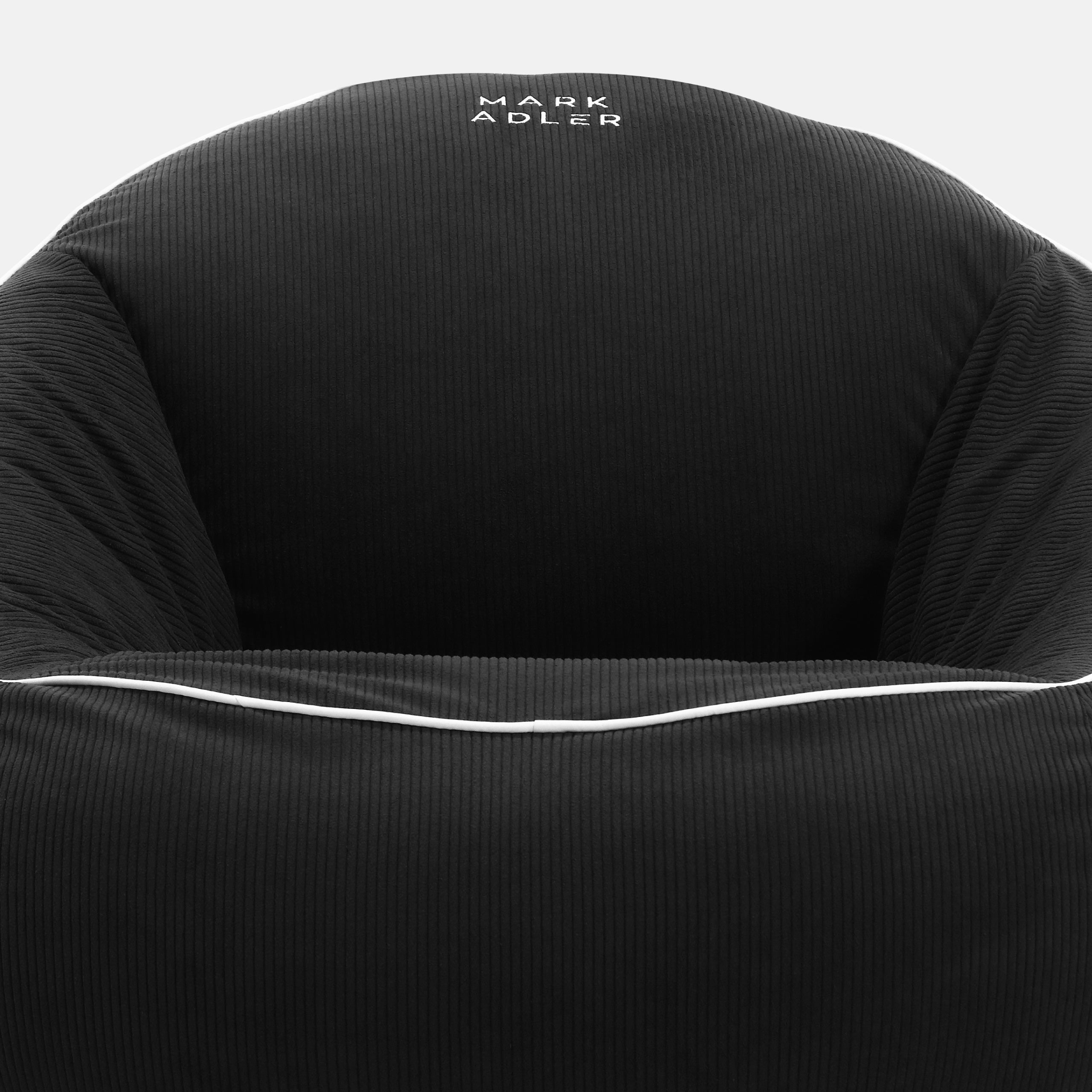 Beständiges Material