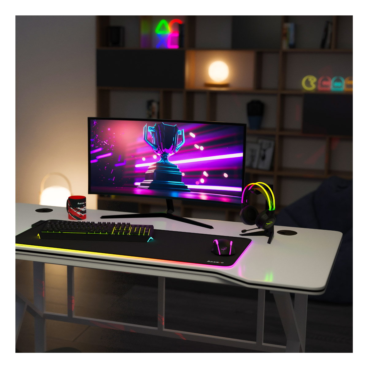 Huzaro Hero 1.6 slant gaming desk